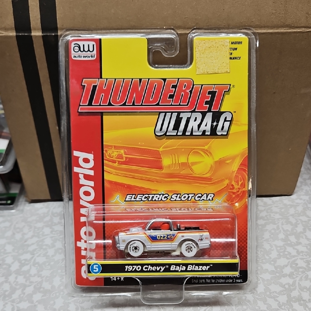 auto world 1970 Chevy Baja Blazer Thunderjet Slot Car iwheels SC367/48 R34